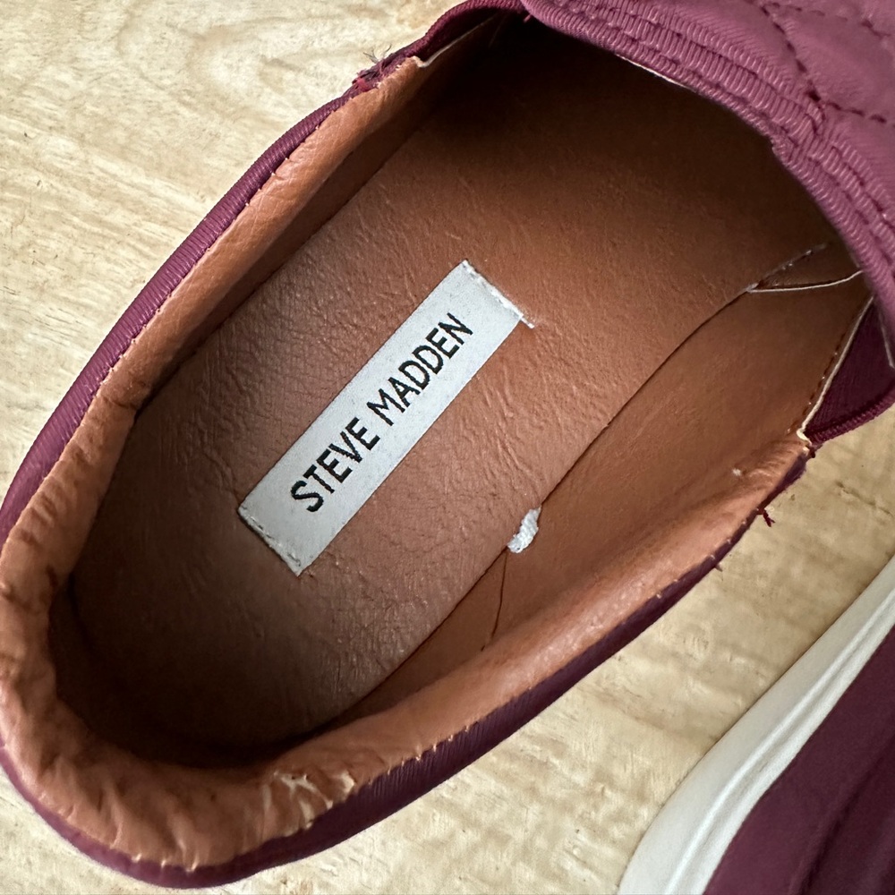 Steve Madden Burgundy Quilted Slip-On Sneakers | Size 9 - Picture 7 of 7